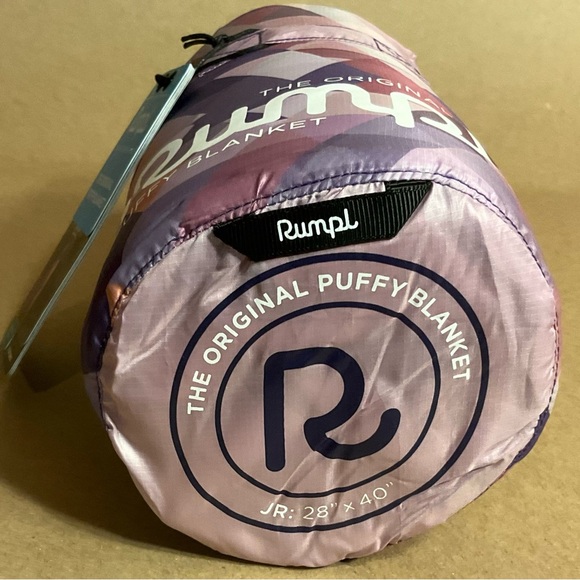 Kids Rumpl Jr Original Puffy Blanket Geo Rose 28”x40” - Picture 3 of 8